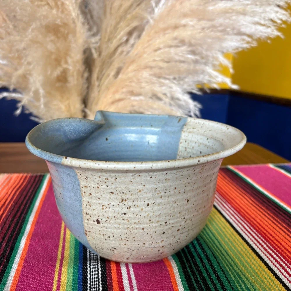 Studio Pottery Batter Bowl Blue Cream Speckled Glaze Stoneware Mixing Spout 7in